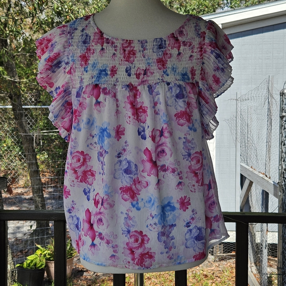 BB Dakota Steve Madden Floral Smocked Top Blouse Pleated Sleeves L Peasant Boho